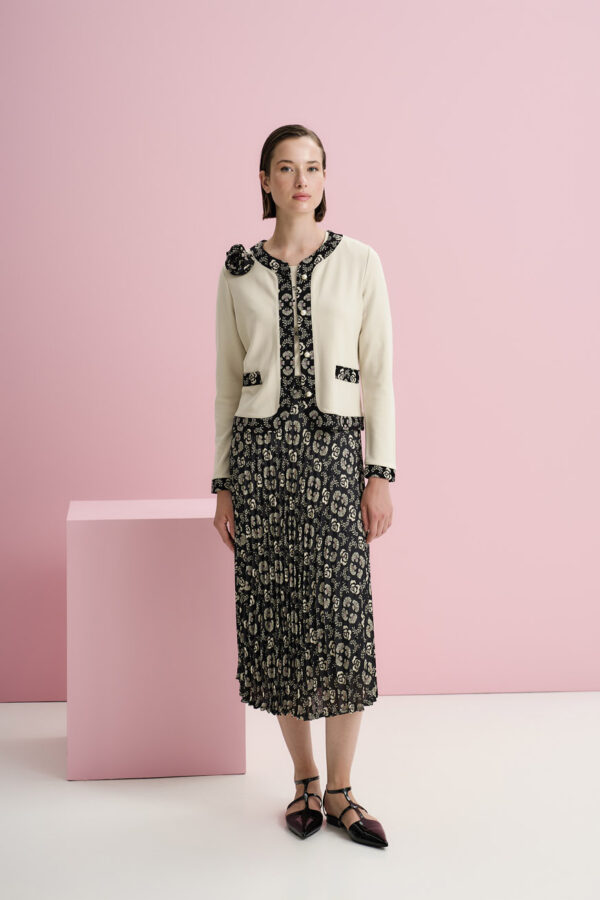 Contrast Camellia cardigan