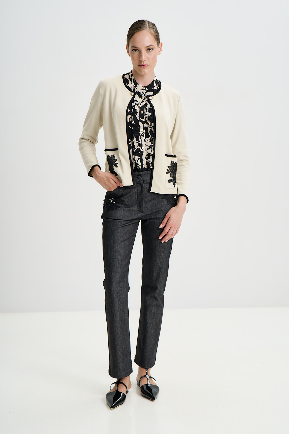 Ζακέτα με τσέπες motif (2)