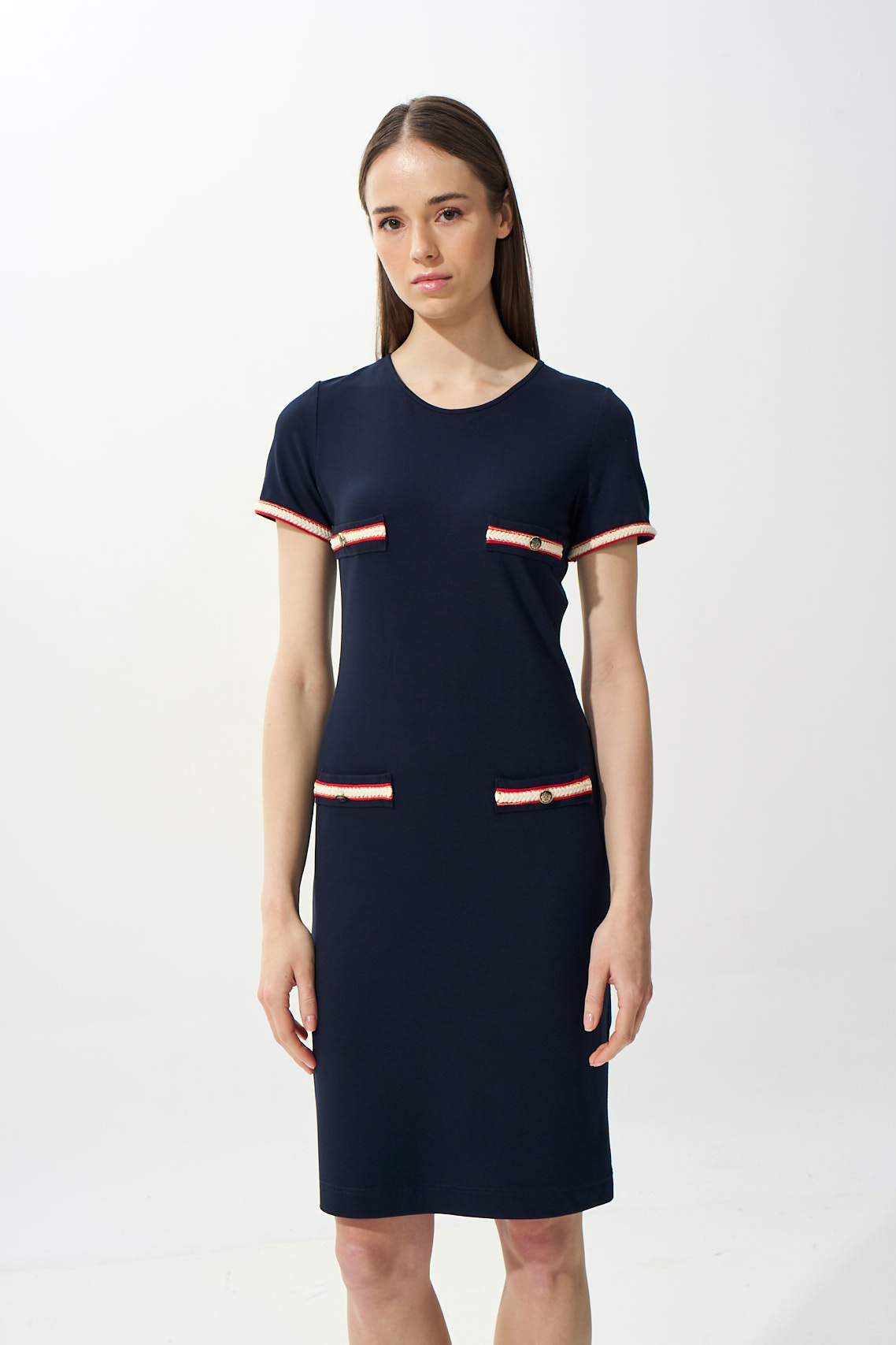 Μονόχρωμο φόρεμα με πατ πλεξούδα (3)