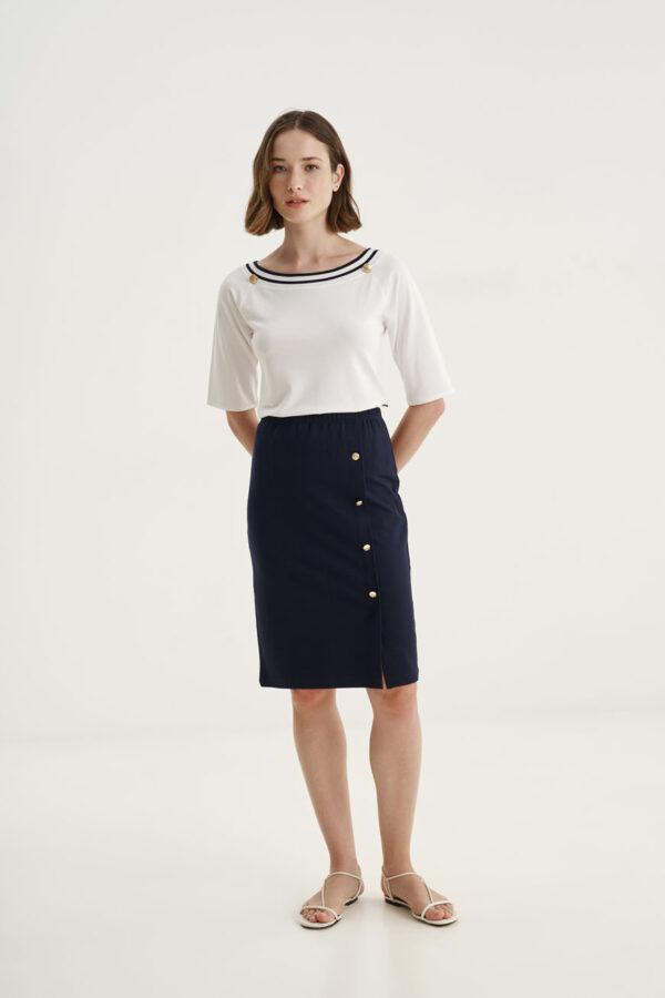 Skirt with front buttons