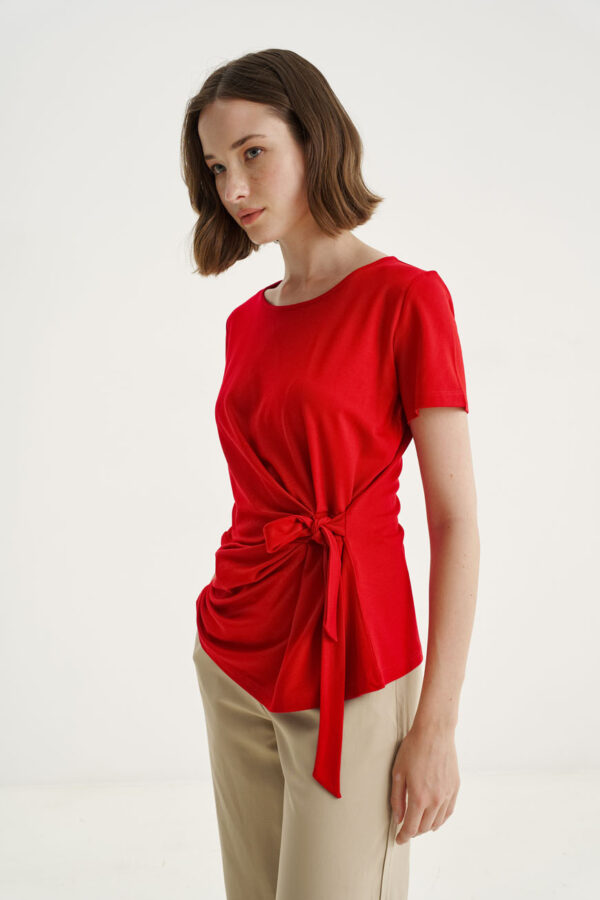 Blouse with drape short sleeve