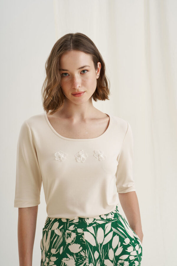 Blouse 3/4 sleeves with motifs
