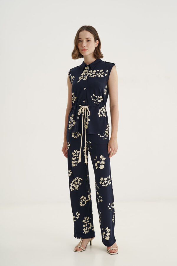 Trousers flower print