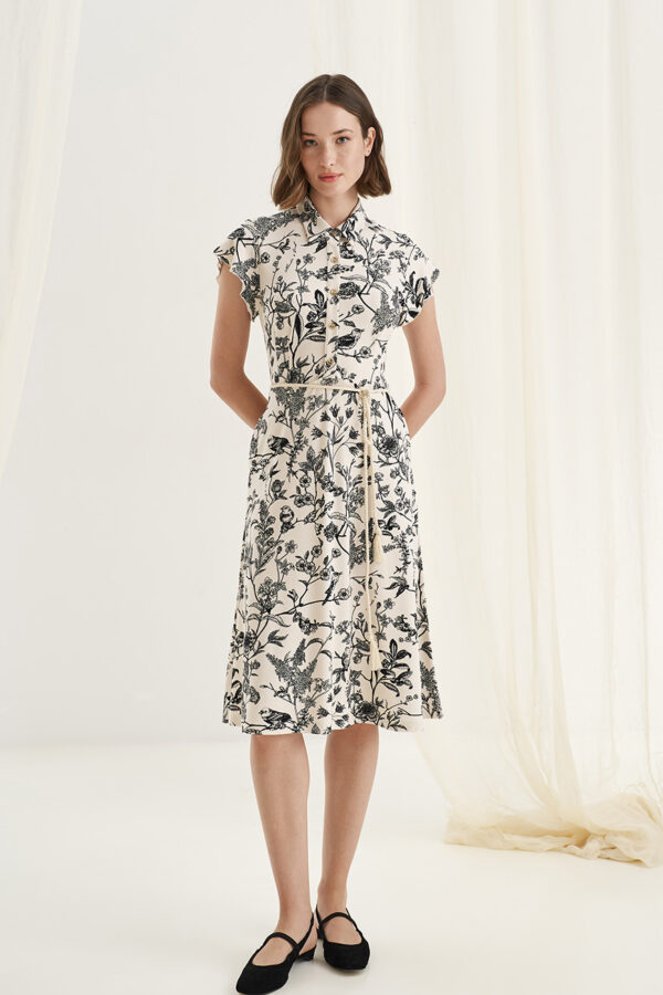 Dress with collar birds print