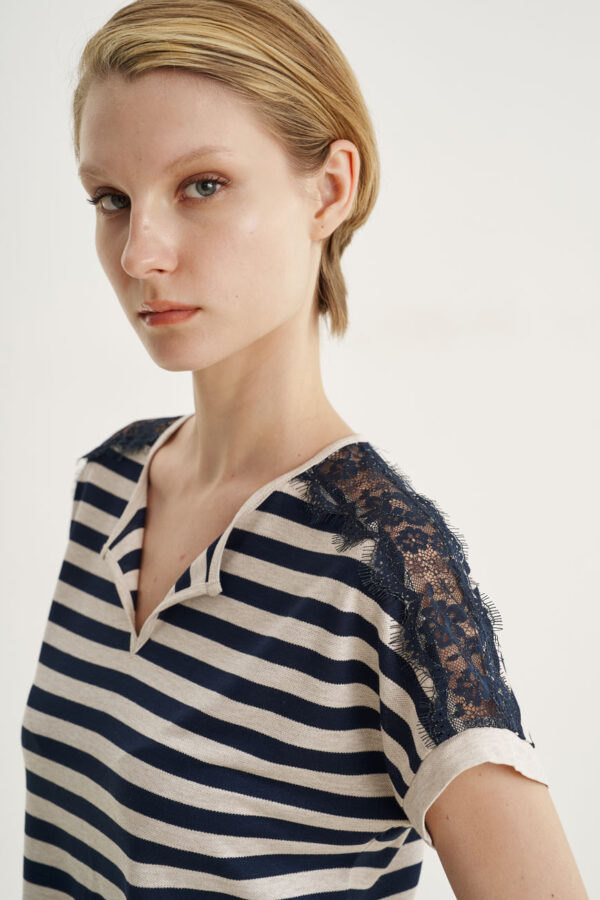 Striped blouse with contrast lace